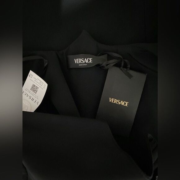 Versace  Medusa-Embellished Satin Cocktail Dress size 40/us size 4 - Picture 12 of 16